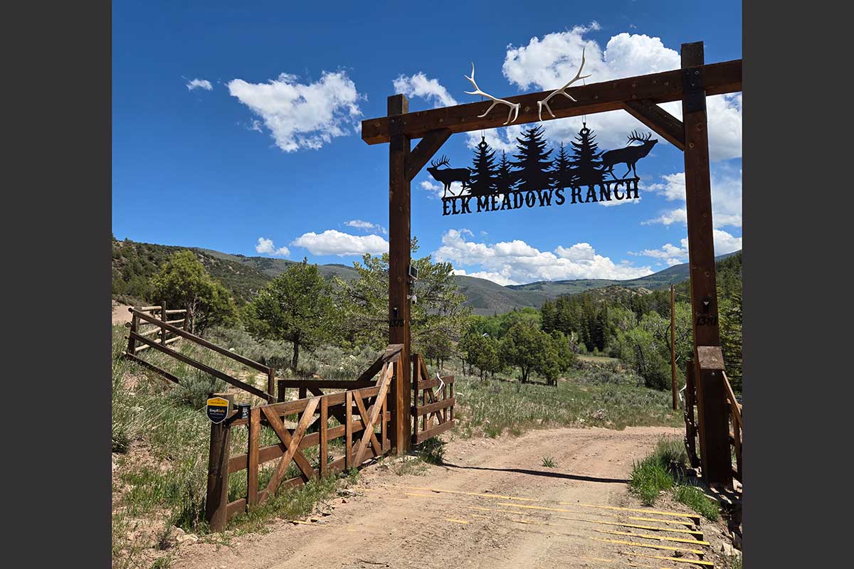 elk-meadows-sign